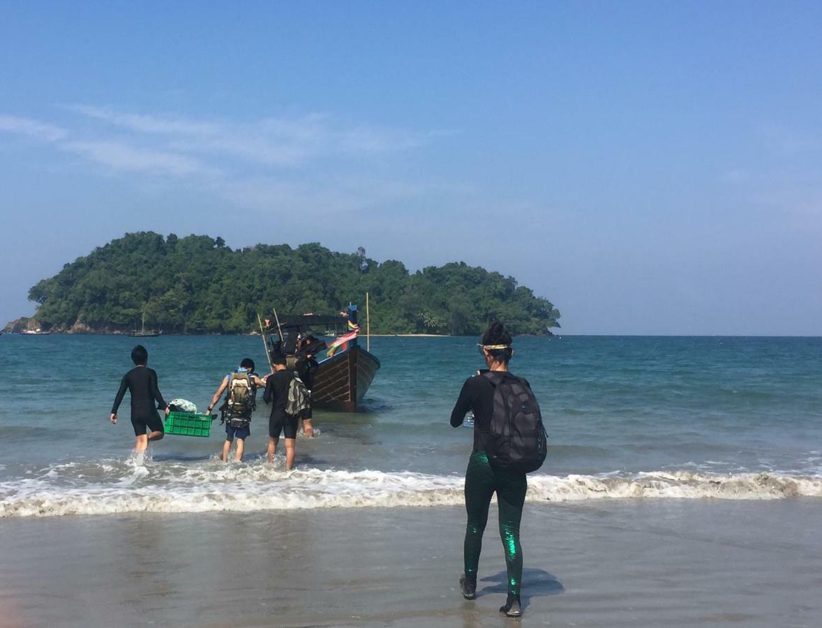 Sea Rounding Hotel Ko Phra Thong Luaran gambar